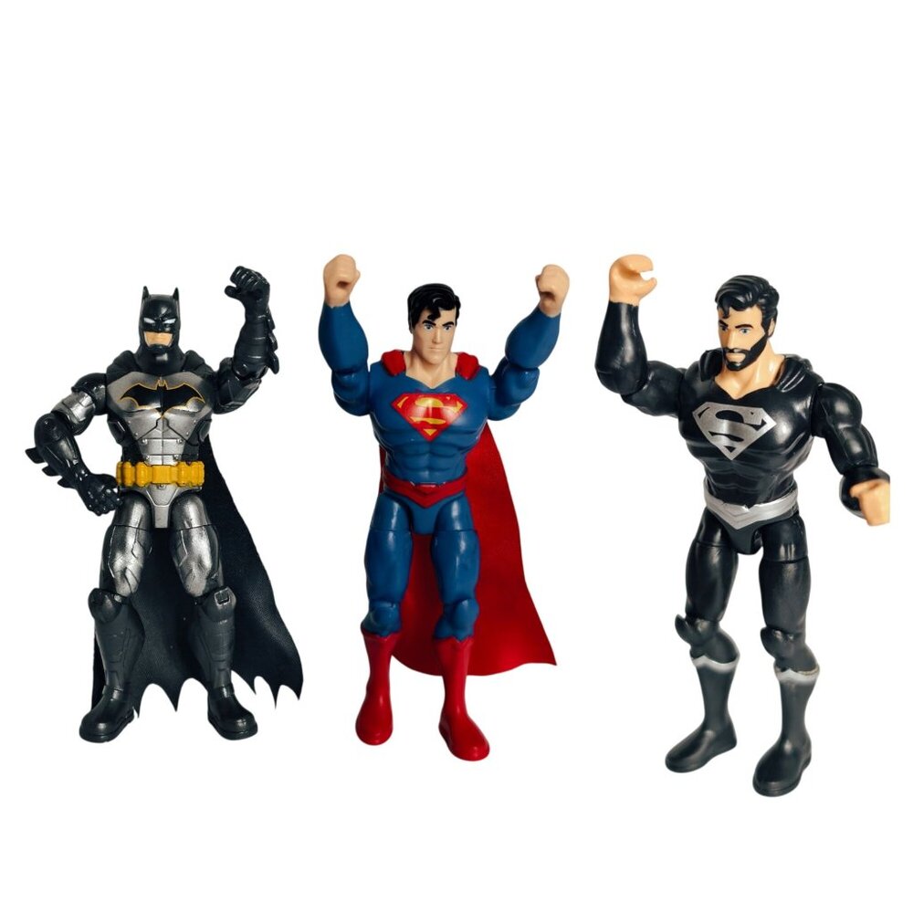DC Comics Batman Superman Articulated Action Figure Set  Collectibles Capes